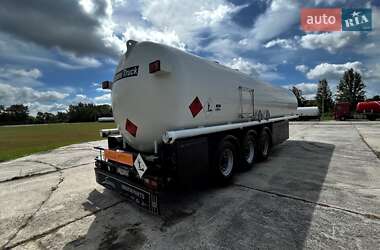 Цистерна напівпричіп Schrader Z-STA 24 2004 в 