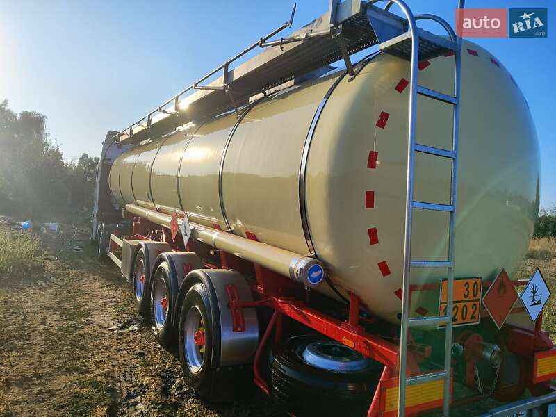 Цистерна напівпричіп Schrader Z-STA 24 1999 в Зміїві