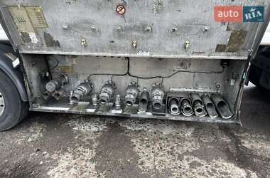 Цистерна полуприцеп Schrader Z-STA 24 2002 в 
