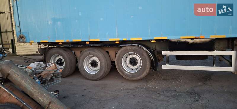 Самоскид напівпричіп Schroeder SC 1992 в Черкасах