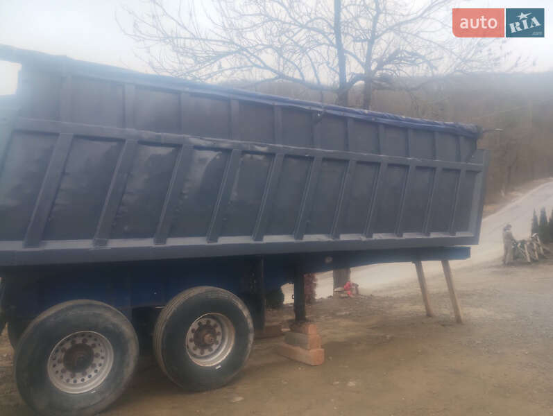 Самосвал полуприцеп Schwarzmuller 3/ZJ 1990 в Залещиках