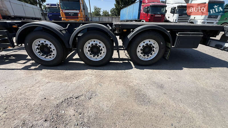 Контейнеровоз напівпричіп Schwarzmuller 3E-E 2007 в Первомайську
