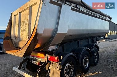 Самосвал полуприцеп Schwarzmuller 3E-E 2007 в Долине