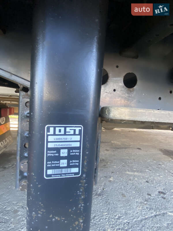 Борт Schwarzmuller BPW 2013 в Иршаве