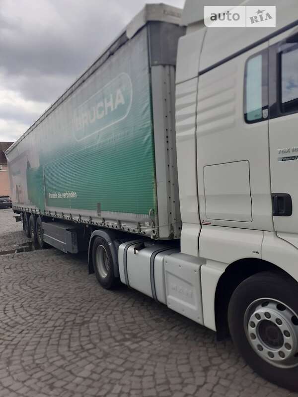 Платформа напівпричіп Schwarzmuller J-Serie 2011 в Мукачевому