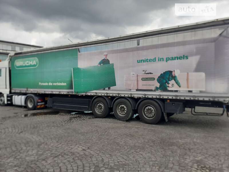 Платформа напівпричіп Schwarzmuller J-Serie 2011 в Мукачевому