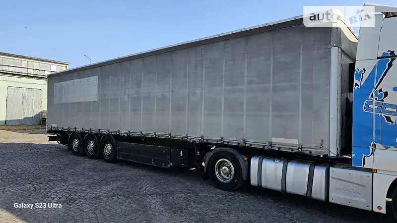 Schwarzmuller J-Serie 2010