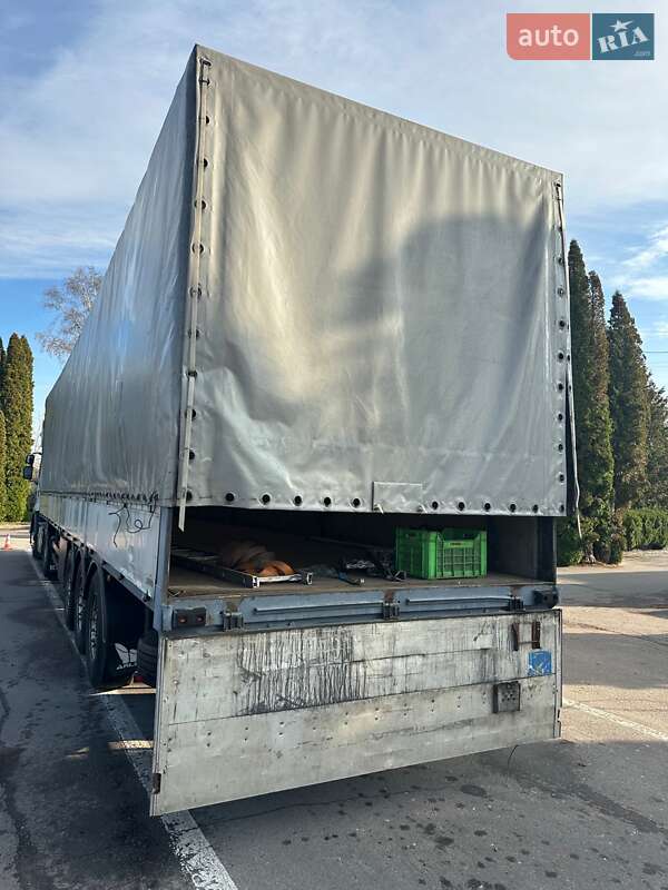 Бортовий напівпричіп Schwarzmuller J-Serie 2011 в Рівному