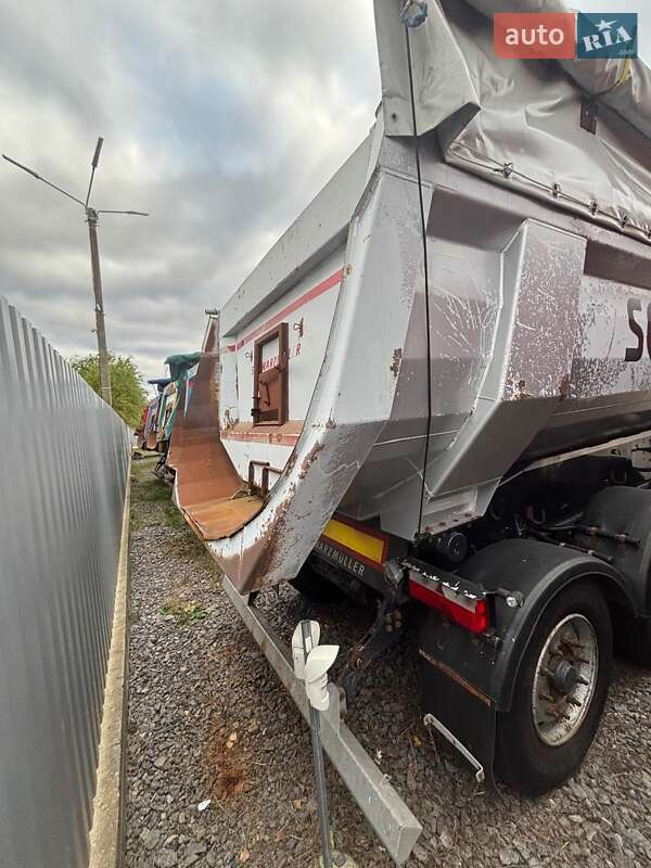 Самосвал полуприцеп Schwarzmuller Kis 2015 в Виннице