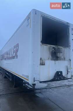 Ізотермічна будка Schwarzmuller MB 2007 в Іршаві