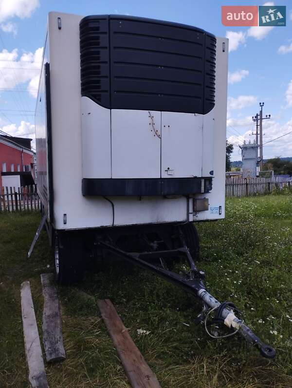Изотермическая будка Schwarzmuller PA 2008 в Тульчине