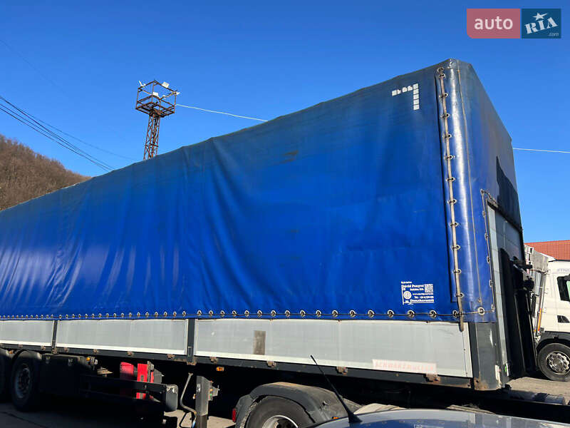 Бортовий напівпричіп Schwarzmuller S-1 2011 в Мукачевому