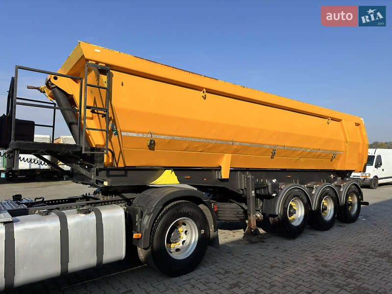 Schwarzmuller SK 2012 Schwarzmuller SK 2012