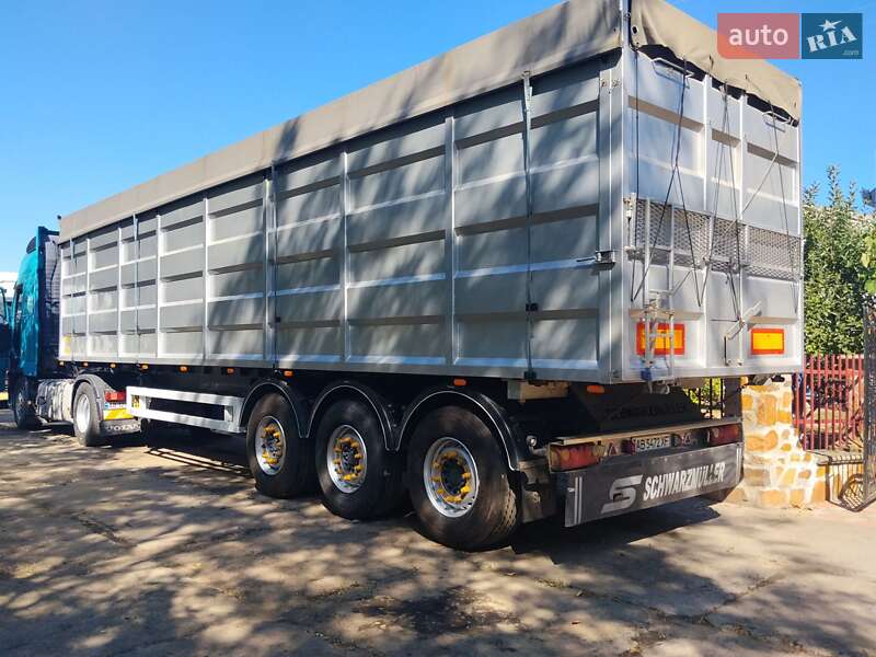 Schwarzmuller SN24 2003