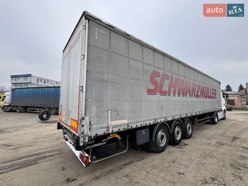 Тентований борт (штора) - напівпричіп Schwarzmuller SN24 2011 в Луцьку