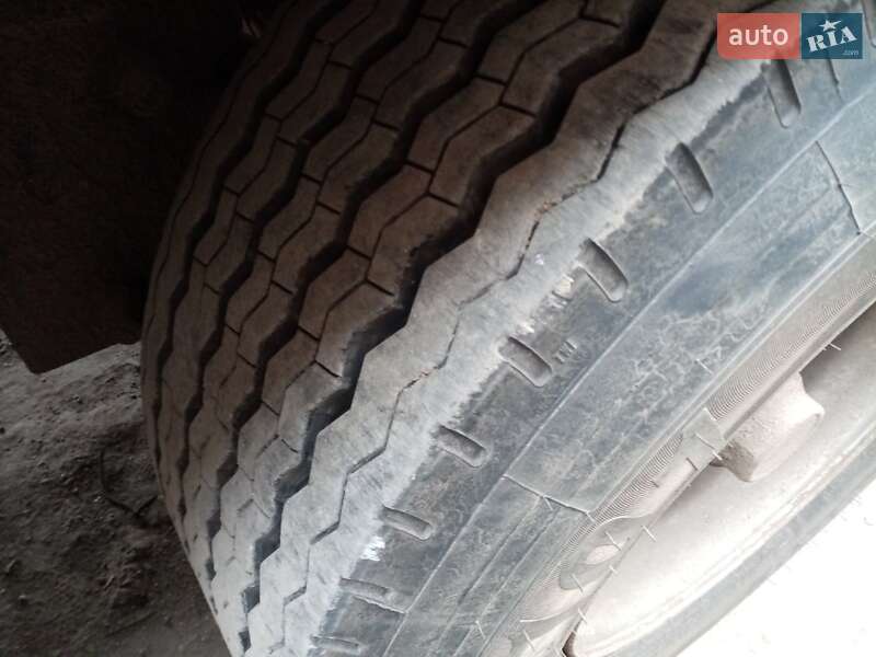 Контейнеровоз Schwarzmuller SPA-3E 1998 в Гайсине