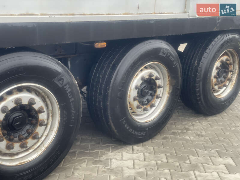 Зерновоз - напівпричіп Schwarzmuller SPA-3E 2005 в Оратові фото 6 Зерновоз - напівпричіп Schwarzmuller SPA-3E 2005 в Оратові