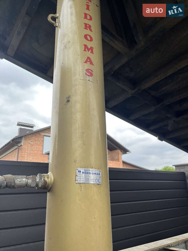 Самоскид напівпричіп Schwarzmuller SPA-3E 2007 в Вінниці