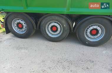 Зерновоз - напівпричіп Schwarzmuller SPA-3E 2007 в 
