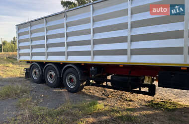 Самоскид напівпричіп Schwarzmuller SPA-3E 2006 в 