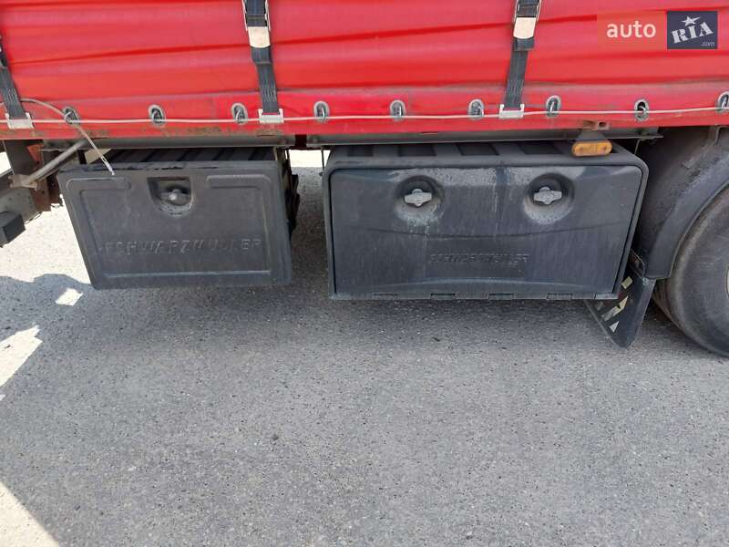 Тентованный борт (штора) - полуприцеп Schwarzmuller SPA-3E 2010 в Львове фото 13 Тентованный борт (штора) - полуприцеп Schwarzmuller SPA-3E 2010 в Львове
