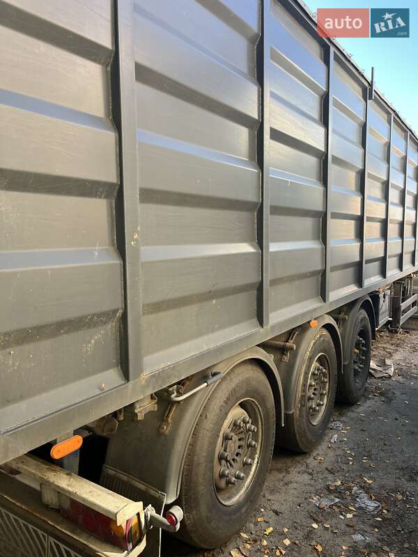 Контейнеровоз напівпричіп Schwarzmuller SPA-3E 2006 в Умані