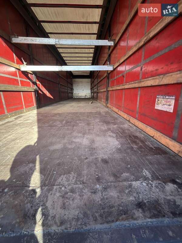 Тентований борт (штора) - напівпричіп Schwarzmuller SPA-3E 2007 в Львові