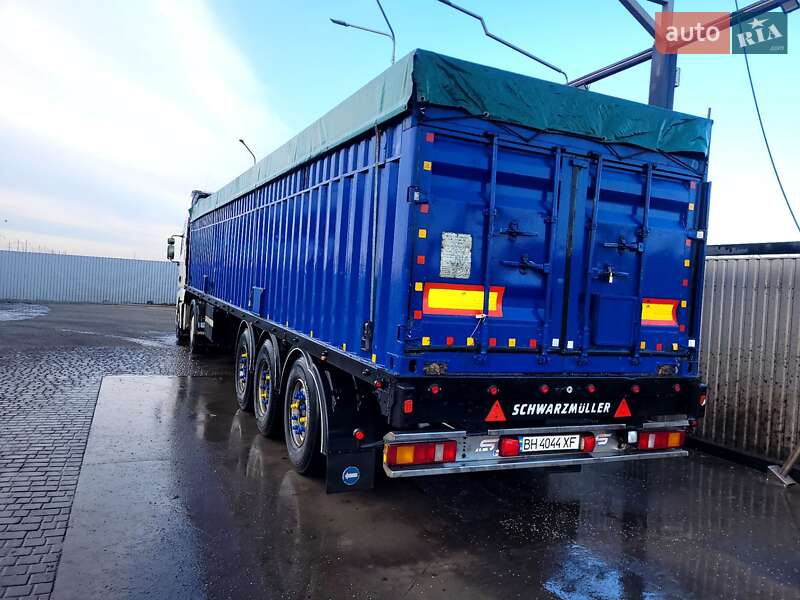 Контейнеровоз полуприцеп Schwarzmuller SPA-3E 2007 в Подольске фото Контейнеровоз полуприцеп Schwarzmuller SPA-3E 2007 в Подольске