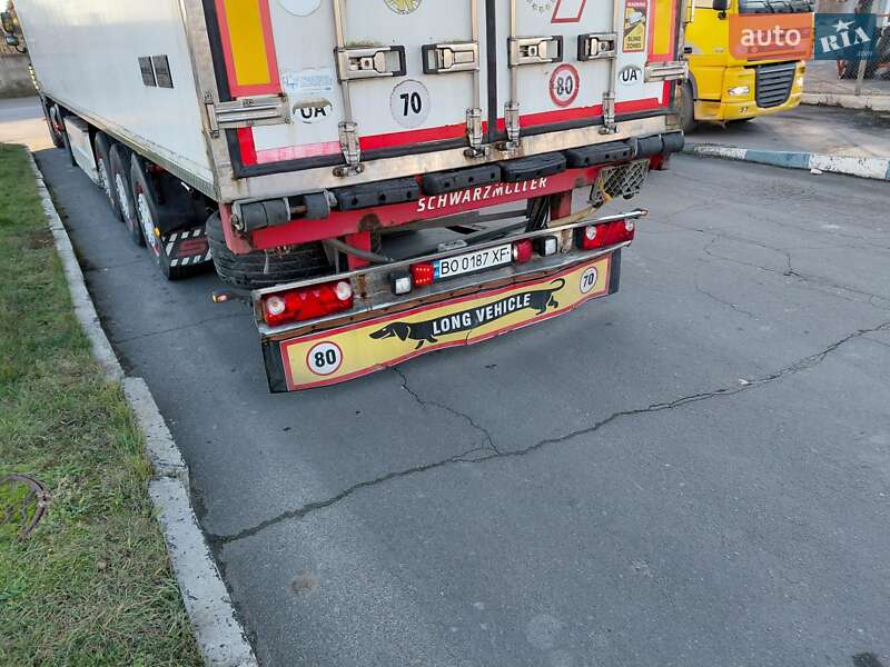 Рефрижератор Schwarzmuller SPA-3E 2002 в Тернополе