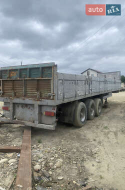 Бортовой полуприцеп Schwarzmuller SPA-3E 1993 в Ивано-Франковске