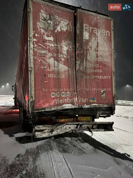 Тентованный борт (штора) - полуприцеп Schwarzmuller SPA-3E 2005 в Тернополе