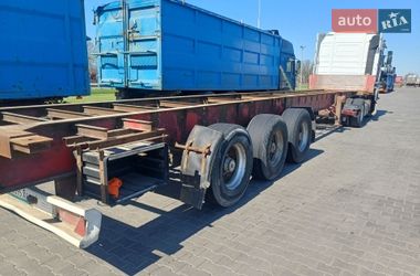 Контейнеровоз напівпричіп Schwarzmuller SPA-3E 1995 в Одесі