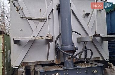 Самосвал полуприцеп Schwarzmuller SPA-3E 2001 в Калуше