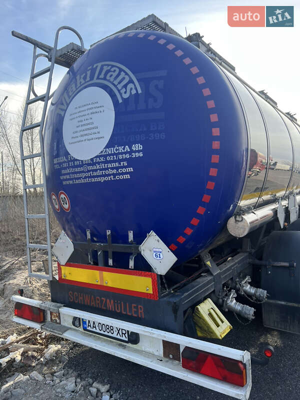 Цистерна полуприцеп Schwarzmuller TS 2001 в Киеве