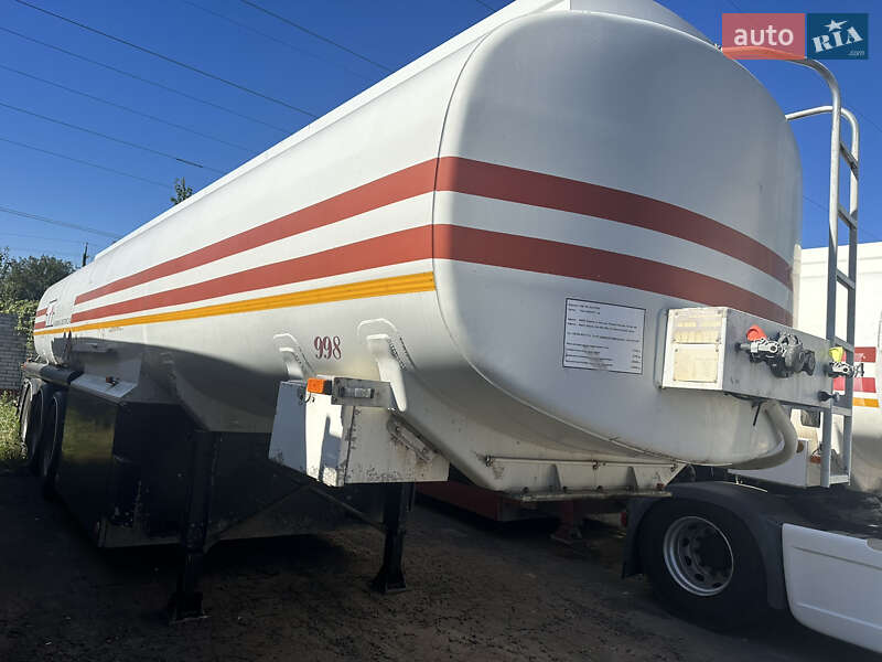 Цистерна полуприцеп Schwarzmuller TSL 1998 в Бородянке