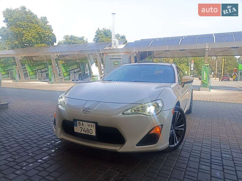 Scion FR-S 2015