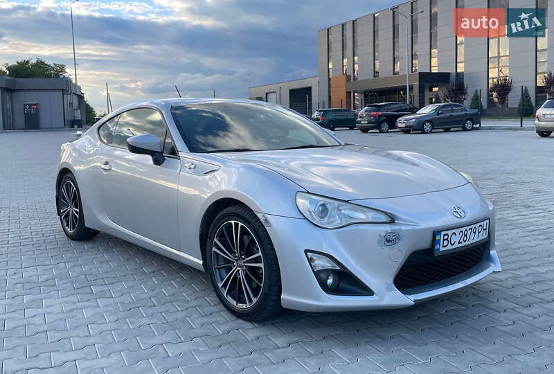 Купе Scion FR-S 2013 в Львове