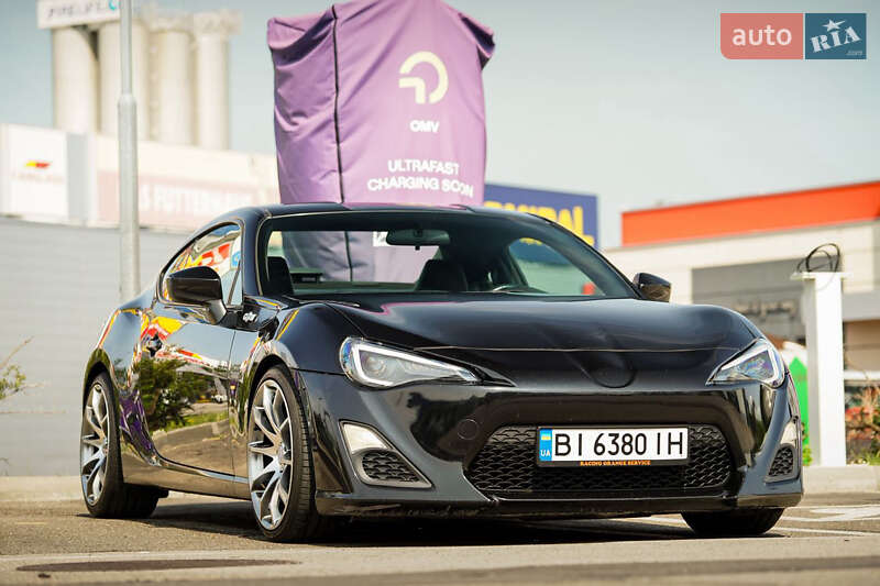 Купе Scion FR-S 2013 в Полтаве
