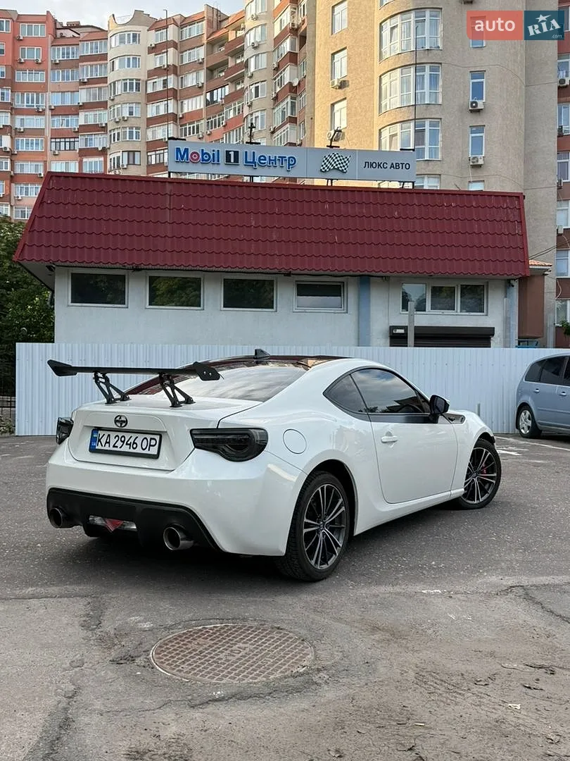 2015 Scion FR-S - мініатюра 4