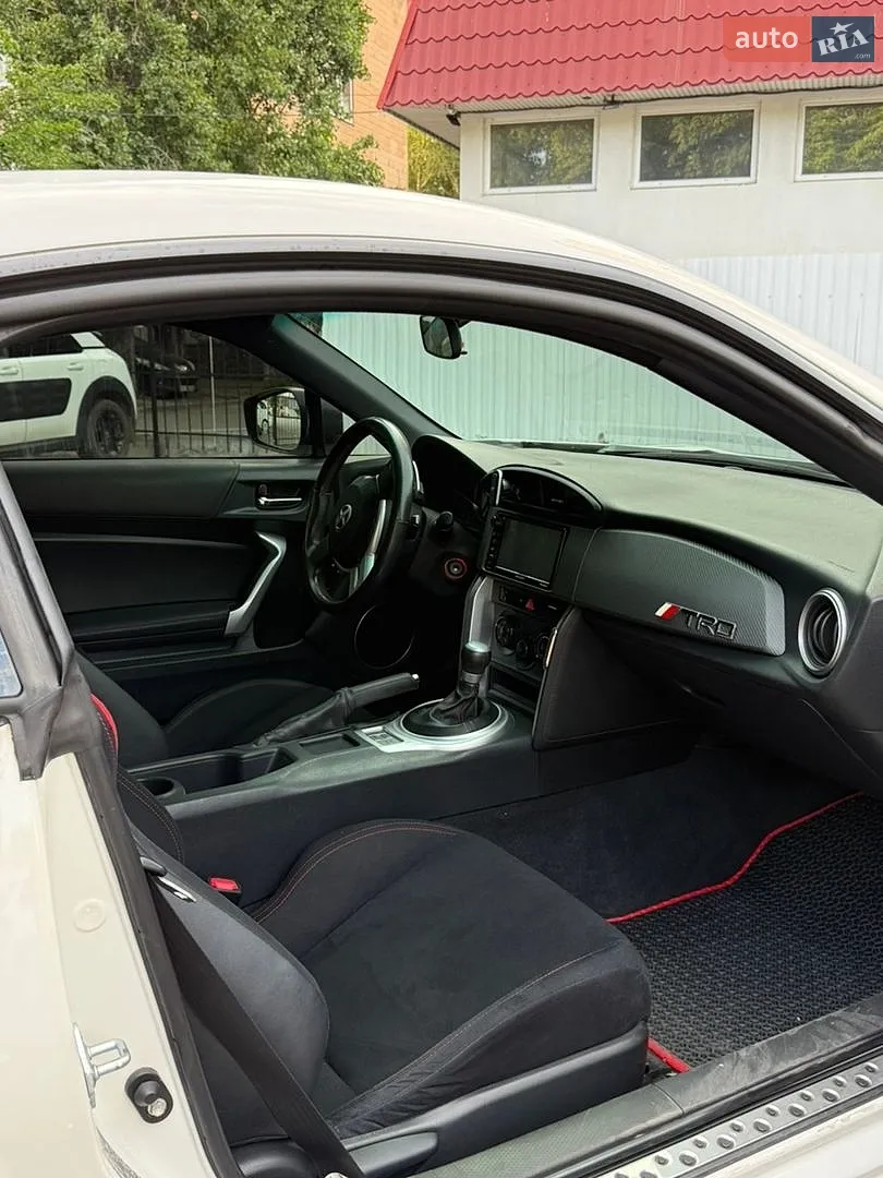 2015 Scion FR-S - мініатюра 9
