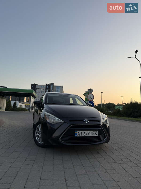 Седан Scion iA 2015 в Ивано-Франковске