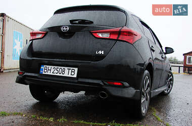 Хэтчбек Scion iM 2016 в 
