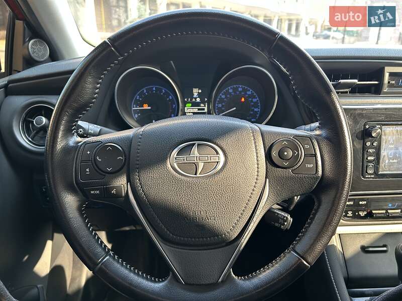 Хетчбек Scion iM 2015 в Києві