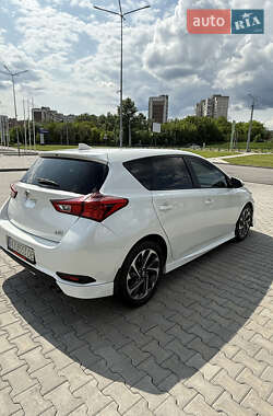 Хэтчбек Scion iM 2015 в 