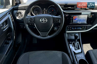 Хэтчбек Scion iM 2015 в 