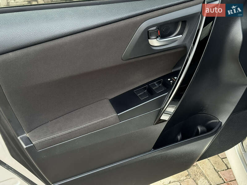 Хетчбек Scion iM 2016 в Харкові