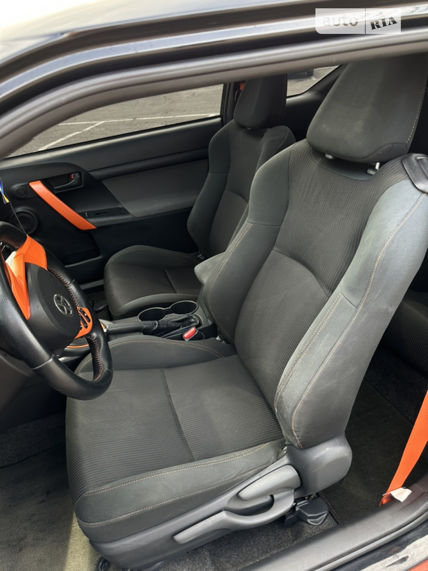2014 Scion tC - мініатюра 14