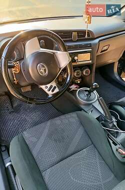 Купе Scion tC 2010 в Кривому Розі