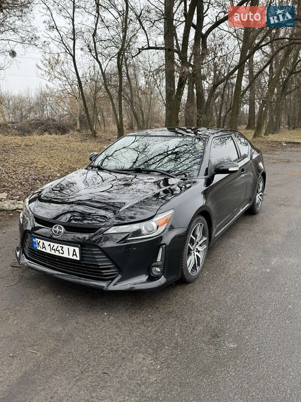 Купе Scion tC 2013 в Києві