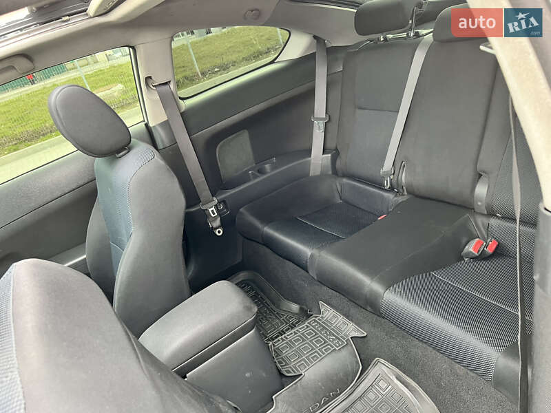 Купе Scion tC 2005 в Виннице